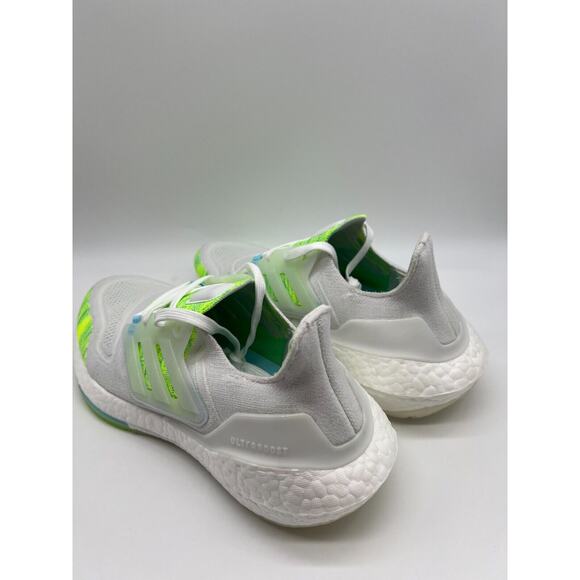Adidas Ultraboost 22 Running Women's White Bliss Blue Volt GX5926 Size 8 NWT. - Picture 8 of 12